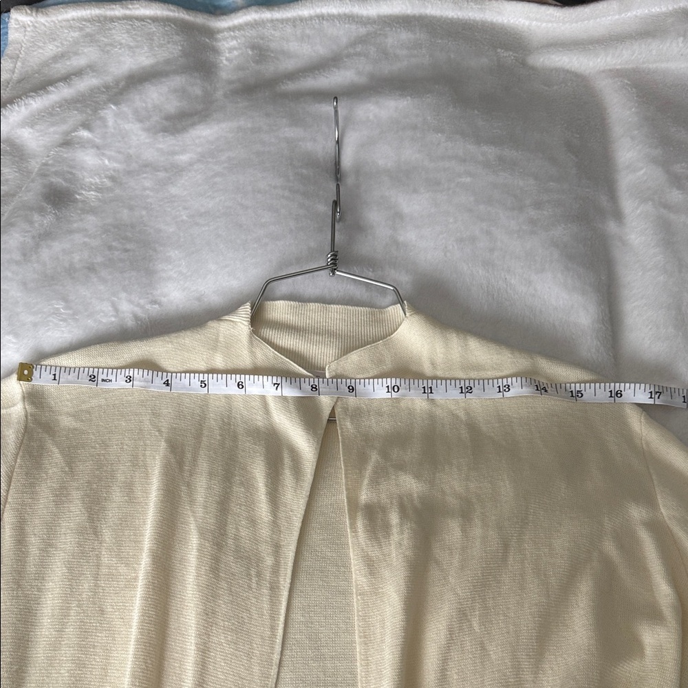 Nile Long Cream Cardigan. Size XS. 50% Modal. - Picture 8 of 9